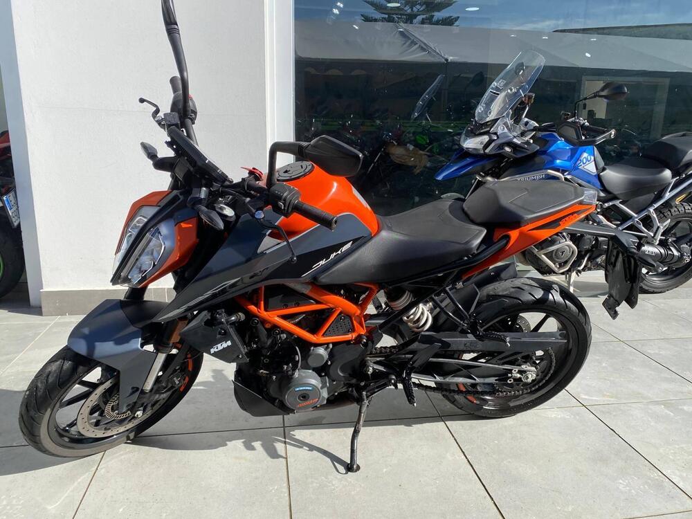 KTM 390 Duke (2021 - 23) (2)