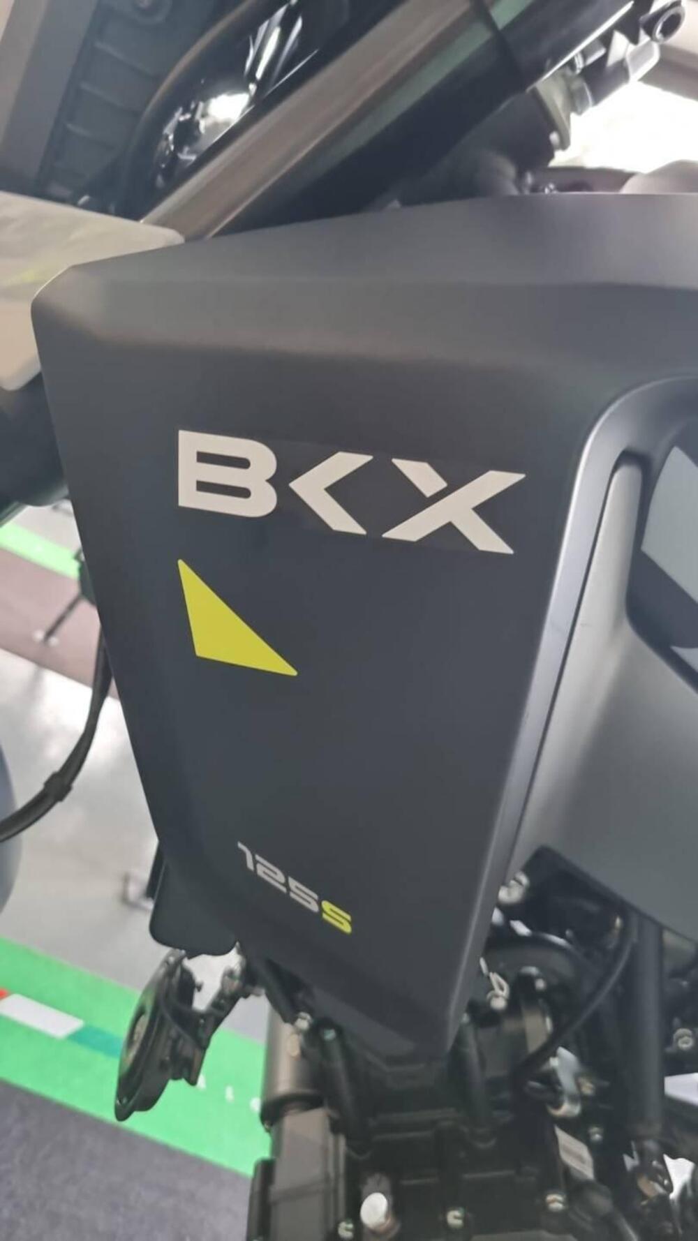 Benelli BKX 125 S (2026) (2)