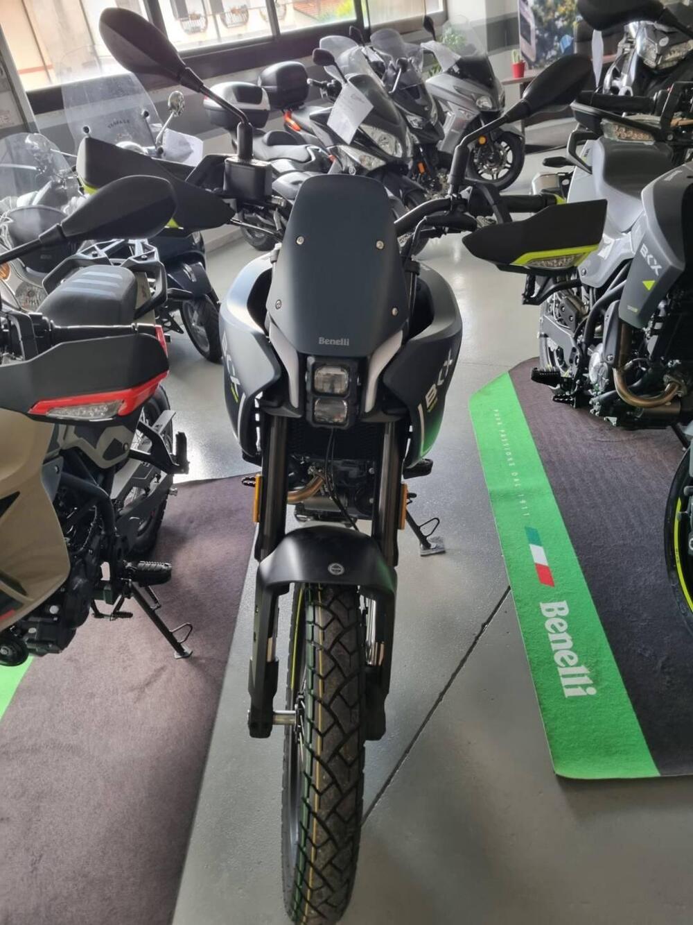 Benelli BKX 125 S (2026) (3)