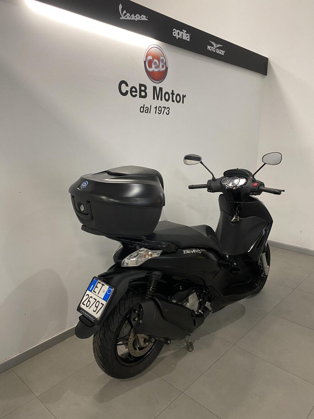 Piaggio Beverly 350 ABS (2016 - 20) (7)