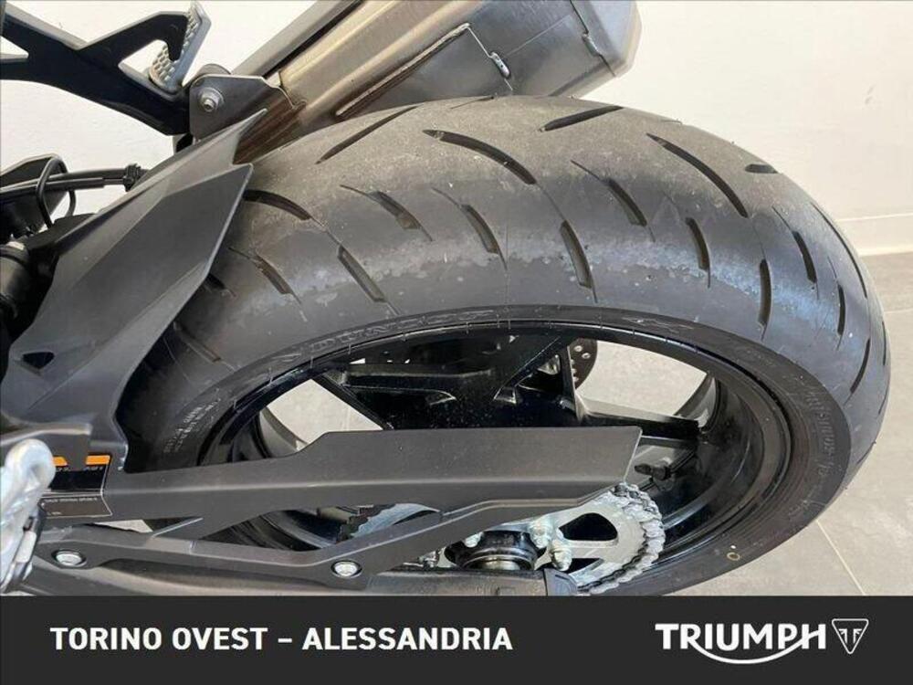 Kawasaki Ninja ZX-4R (2024 - 26) (7)