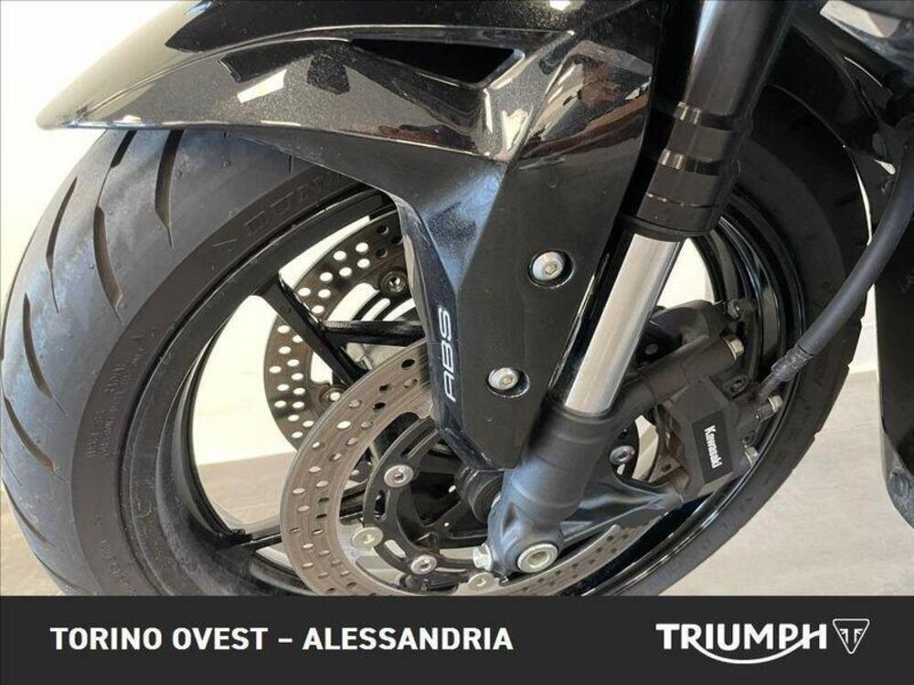 Kawasaki Ninja ZX-4R (2024 - 26) (8)