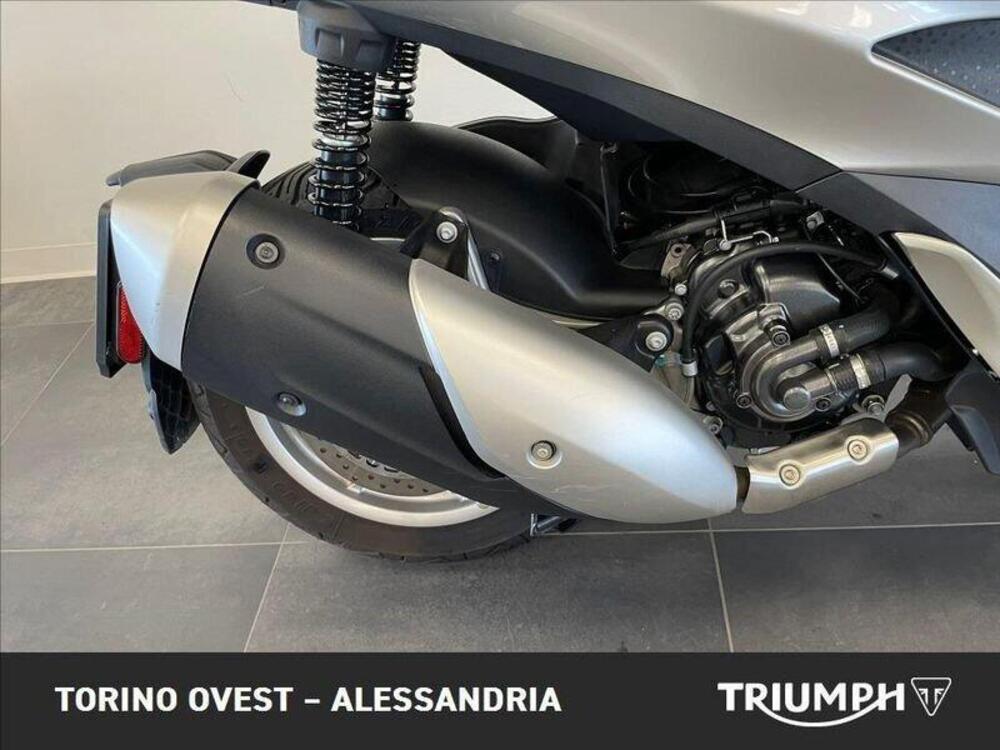 Piaggio Beverly 300 S ABS-ASR (2021 - 25) (8)