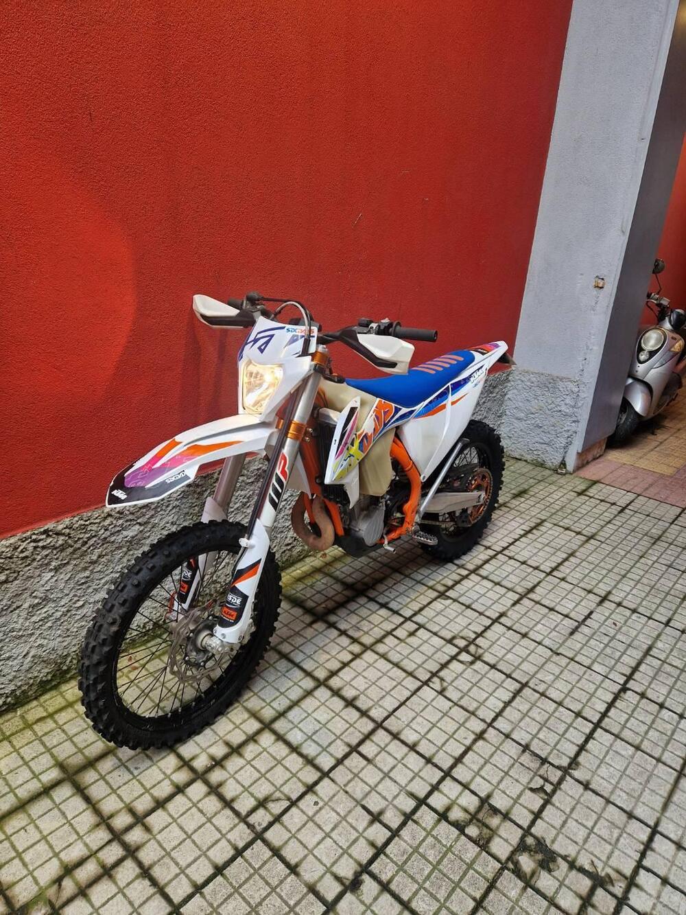 KTM 450 EXC-F Six Days (2022) (5)