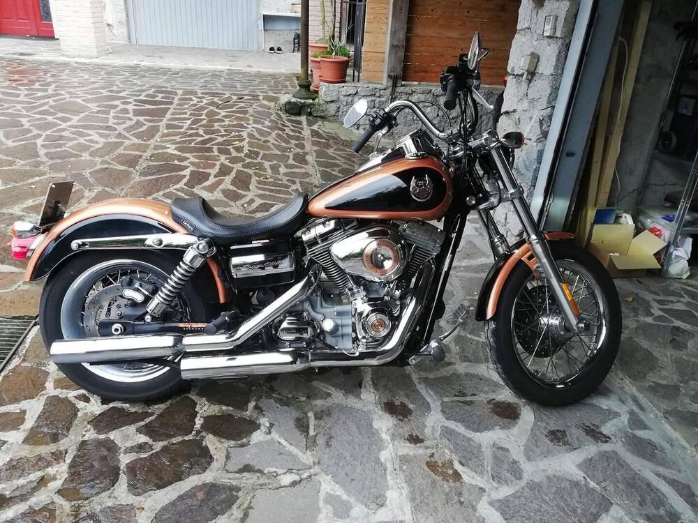 Harley-Davidson 1584 Super Glide Custom (2008 - 13) - FXDC