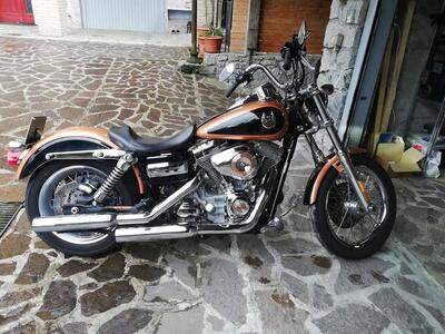 Harley-Davidson 1584 Super Glide Custom (2008 - 13) - FXDC usata