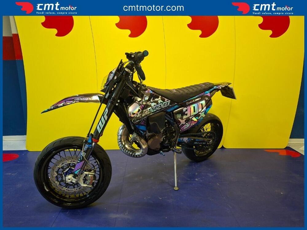 Husqvarna TE 300i (2022) (2)