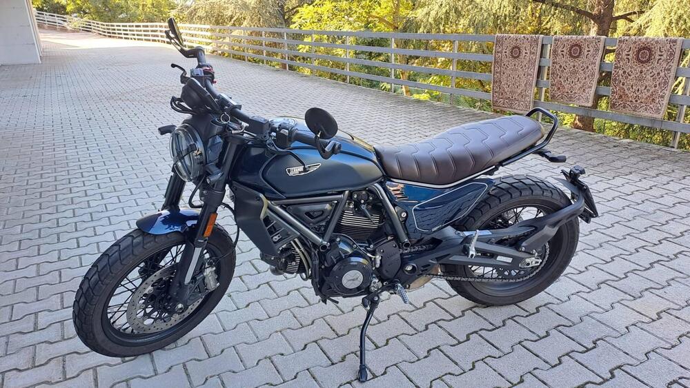 Ducati Scrambler 800 Nightshift (2023 - 24)