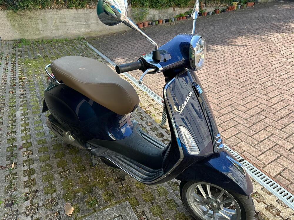 Vespa Primavera 125 3V i-get ABS (2017 - 18) (2)