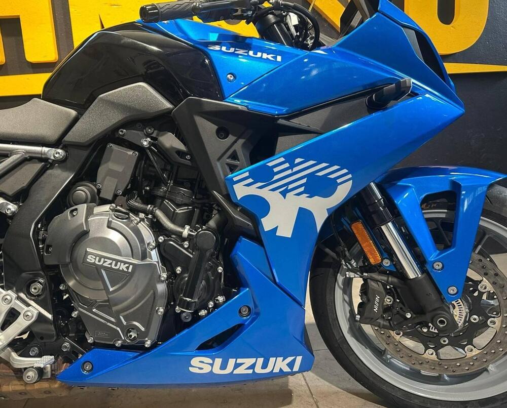 Suzuki GSX-8R (2024 - 26) (6)