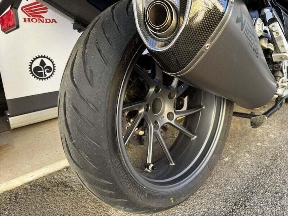 Bmw R 1250 RS (2021 - 25) (2)