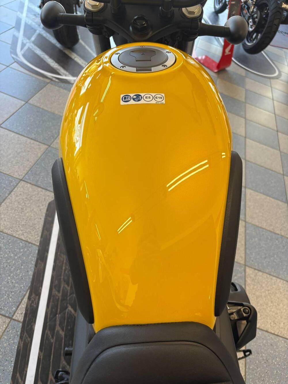 Honda CL500 (2025 - 26) (4)