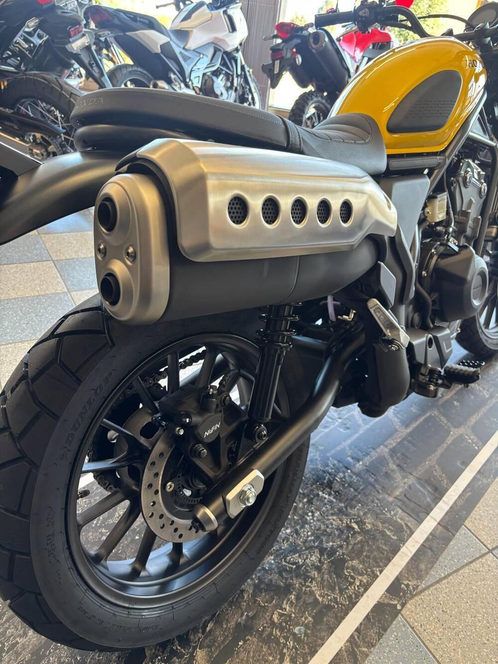 Honda CL500 (2025 - 26) (5)