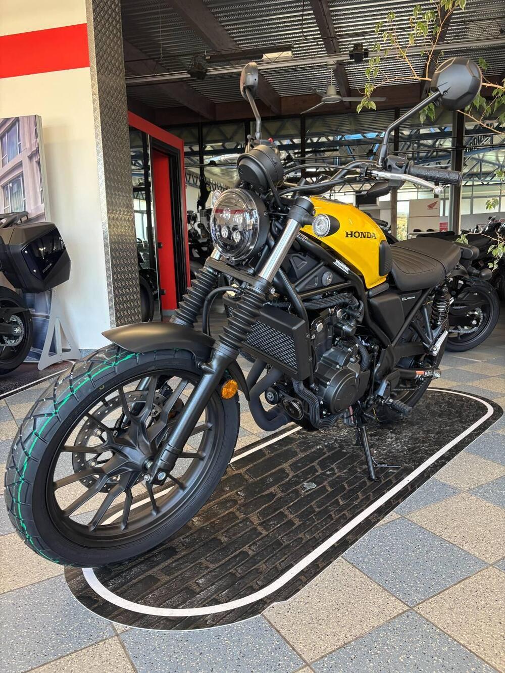 Honda CL500 (2025 - 26) (3)