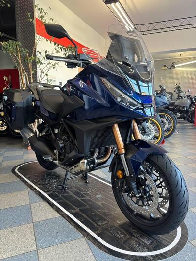 Honda NT 1100 DCT Electronic Suspension (2025 - 26) nuova