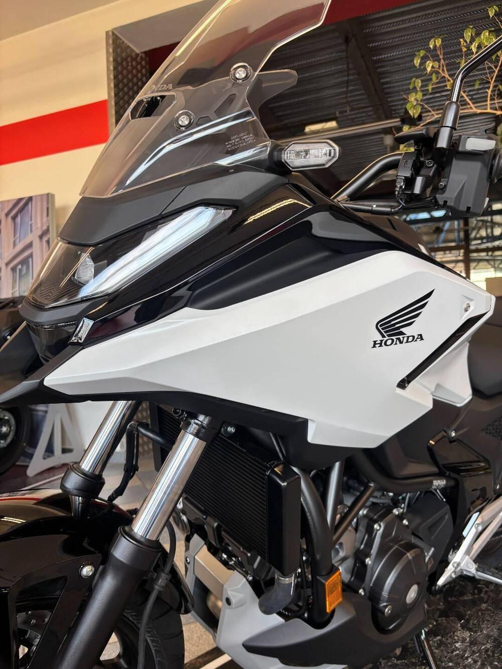 Honda NC 750 X (2025 - 26) (5)