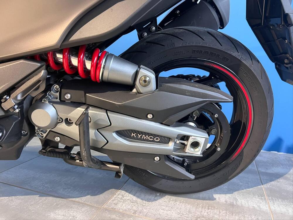 Kymco AK 550 Premium (2023 - 25) (2)