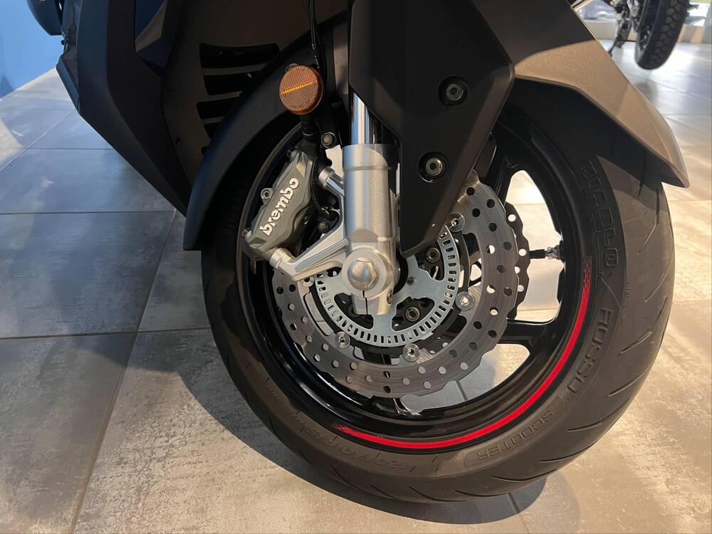 Kymco AK 550 Premium (2023 - 25) (5)