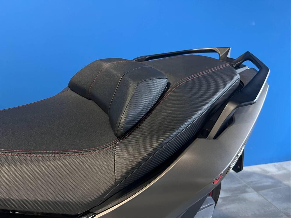 Kymco AK 550 Premium (2023 - 25) (11)