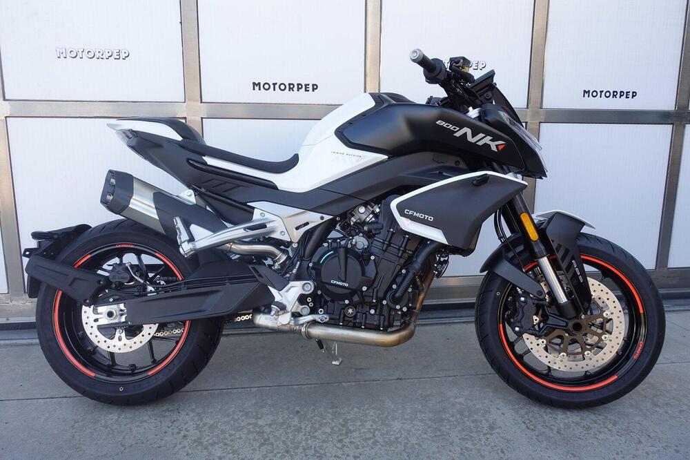 CFMOTO 800NK Advanced (2023 - 26) (2)