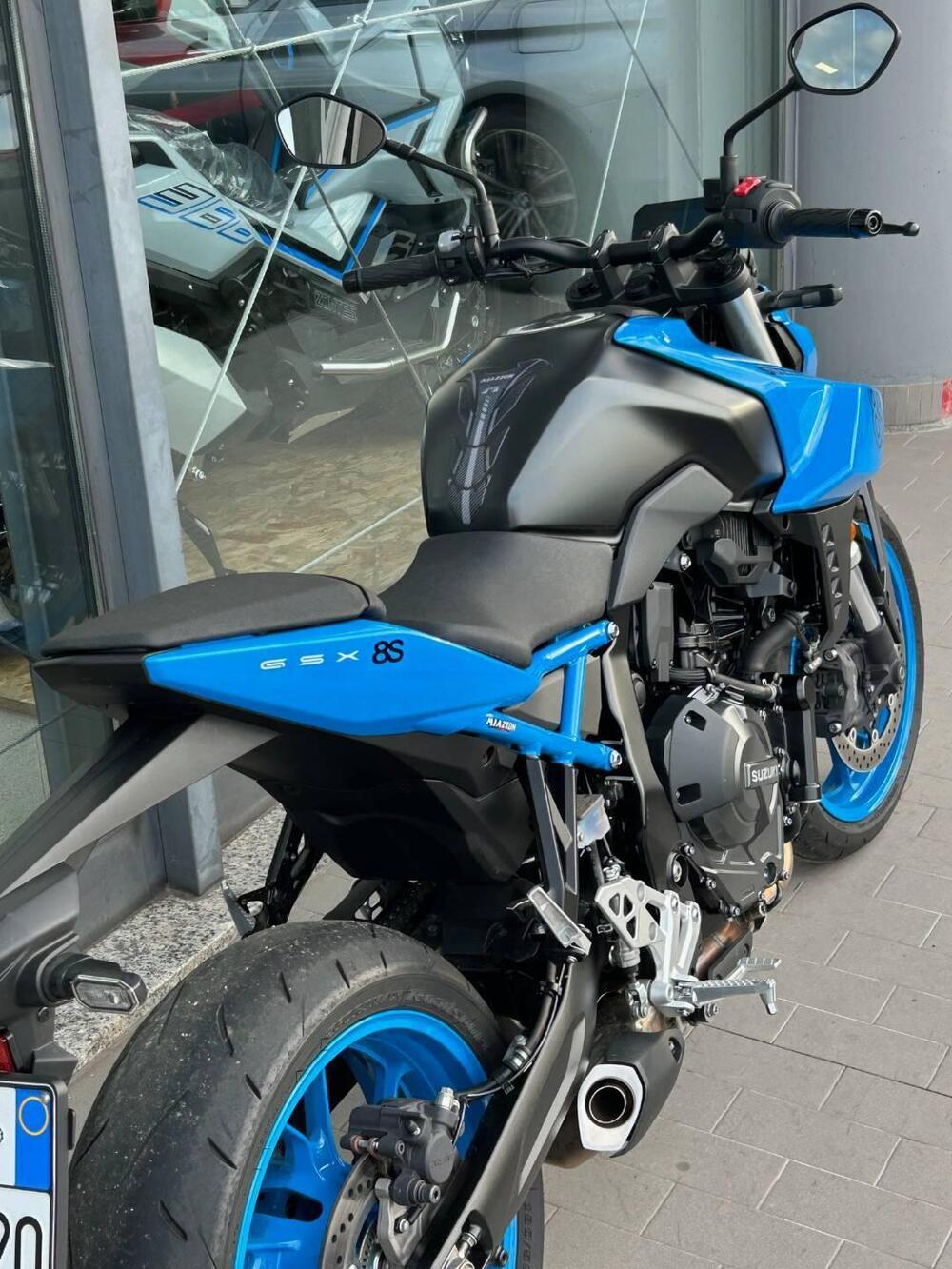 Suzuki GSX-8S (2023 - 24) (5)