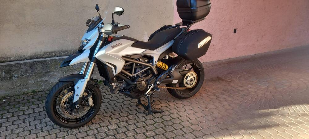 Ducati Hyperstrada 821 (2013 - 15) (5)