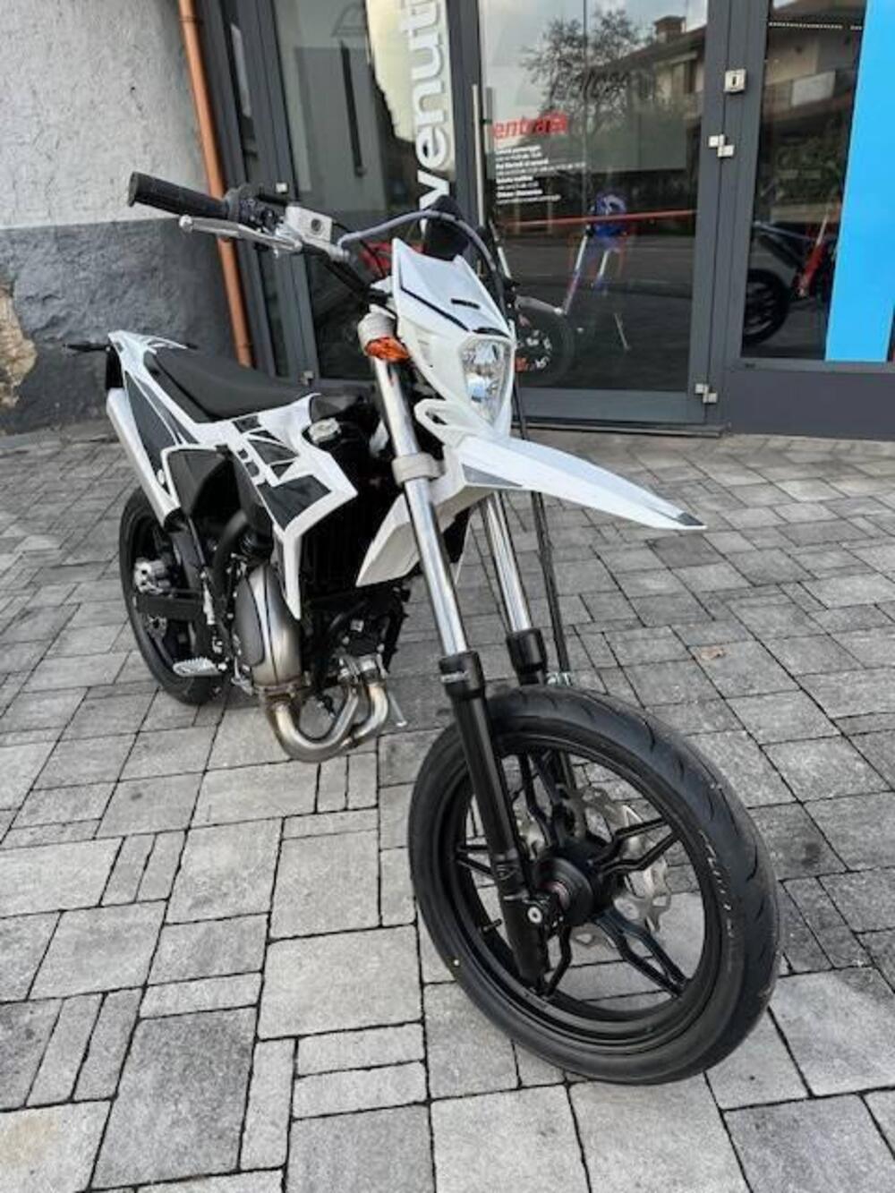 Betamotor RR 50 Motard Sport (2021 - 26) (2)