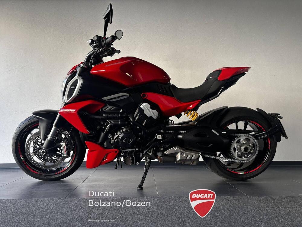 Ducati Diavel V4 (2023 - 26) (5)