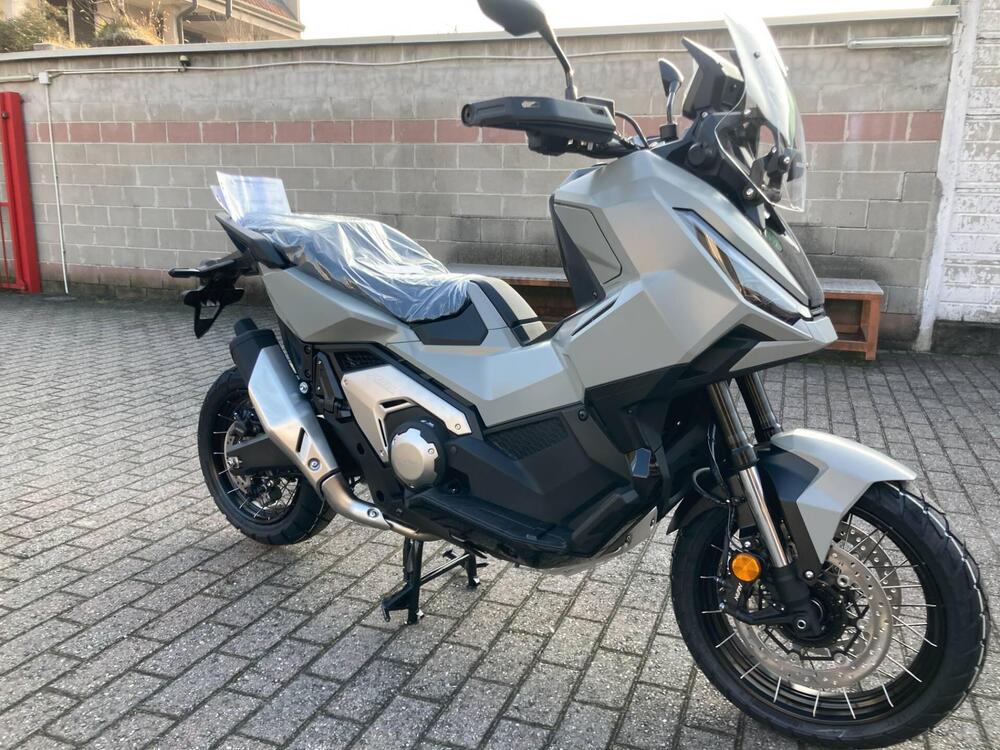 Honda X-ADV 750 (2025 - 26) (3)