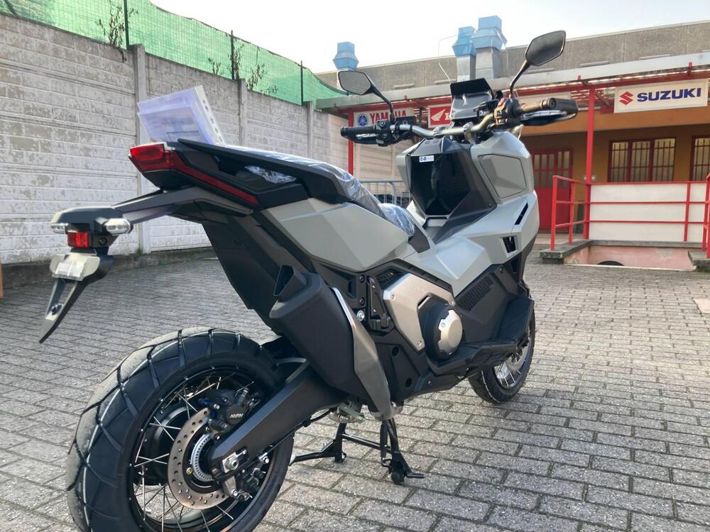 Honda X-ADV 750 (2025 - 26) (4)