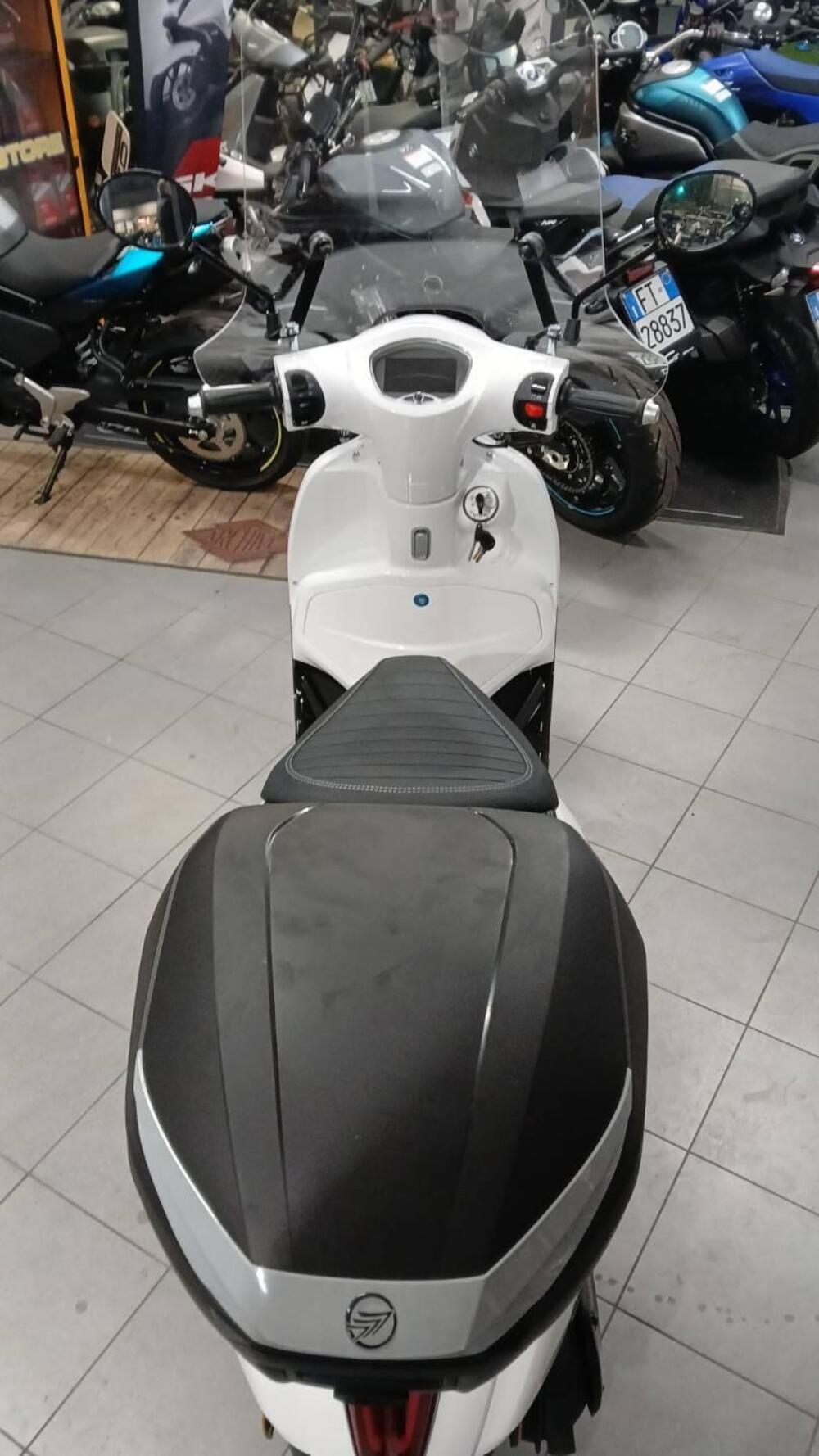 Keeway Motor Versilia 50 (2024 - 26) (4)