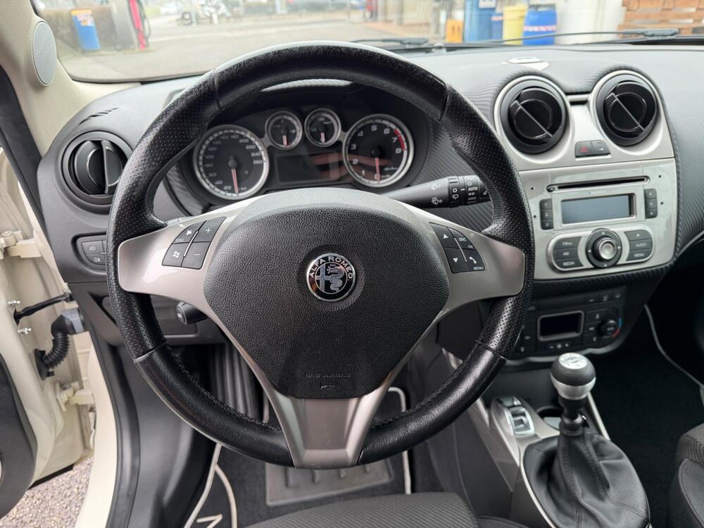 Alfa Romeo MiTo usata a Mantova (8)