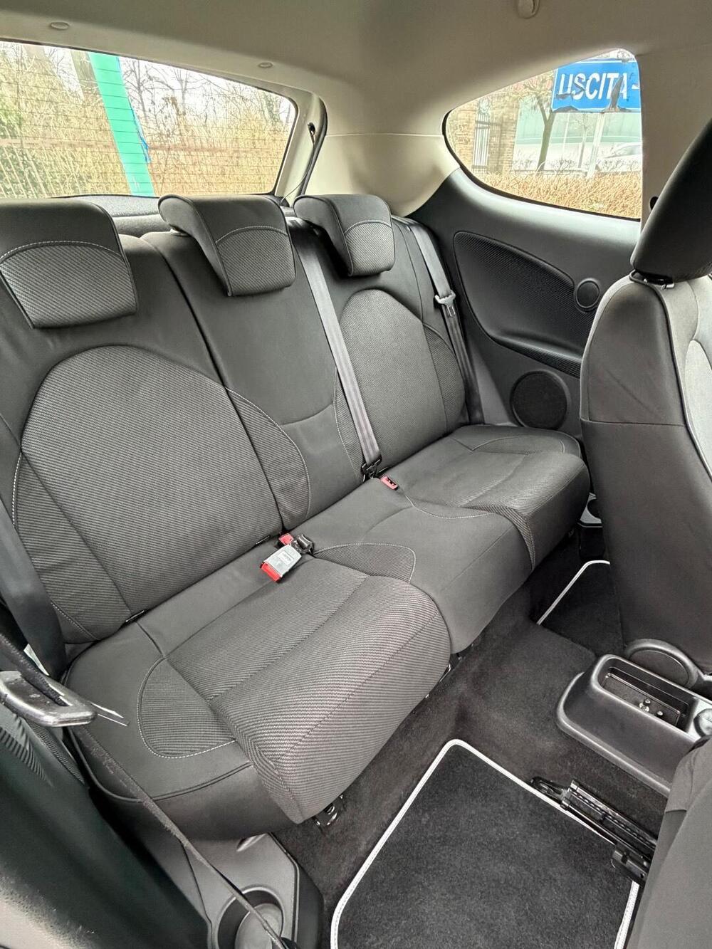 Alfa Romeo MiTo usata a Mantova (13)