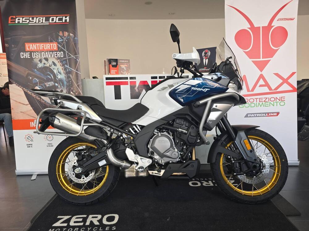 CFMOTO 700MT Adventure (2025 - 26)