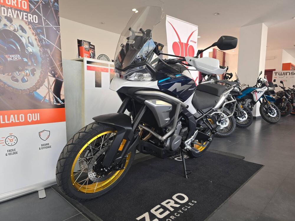 CFMOTO 700MT Adventure (2025 - 26) (4)