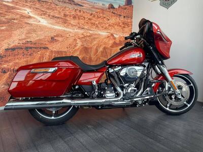 Harley-Davidson Street Glide (2024 - 26) usata