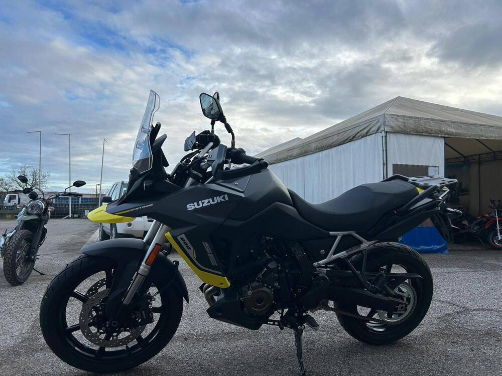 Suzuki V-Strom 800SE (2025 - 26) (4)