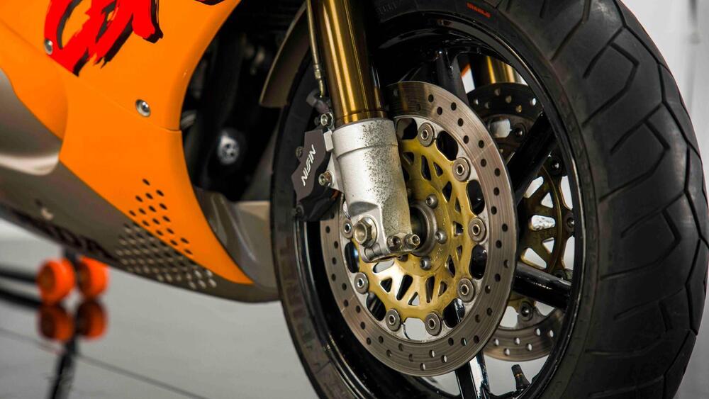 Honda CBR 900 RR (13)