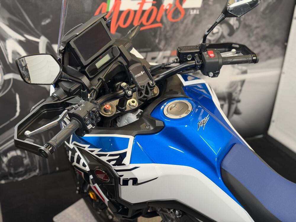 Honda Africa Twin CRF 1100L Travel Edition (2022 - 23) (11)