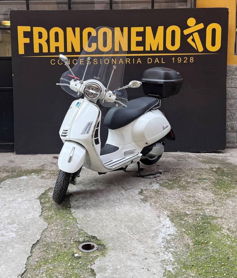 Vespa GTS 300 (2023 - 24) (3)