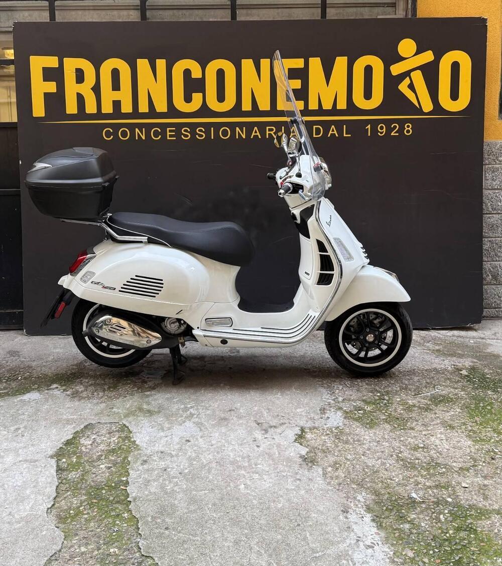 Vespa GTS 300 (2023 - 24) (4)