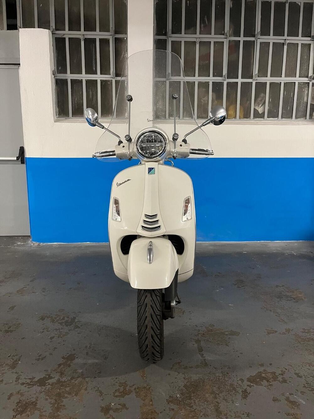 Vespa GTS 300 Super Sport (2017 - 19) (3)