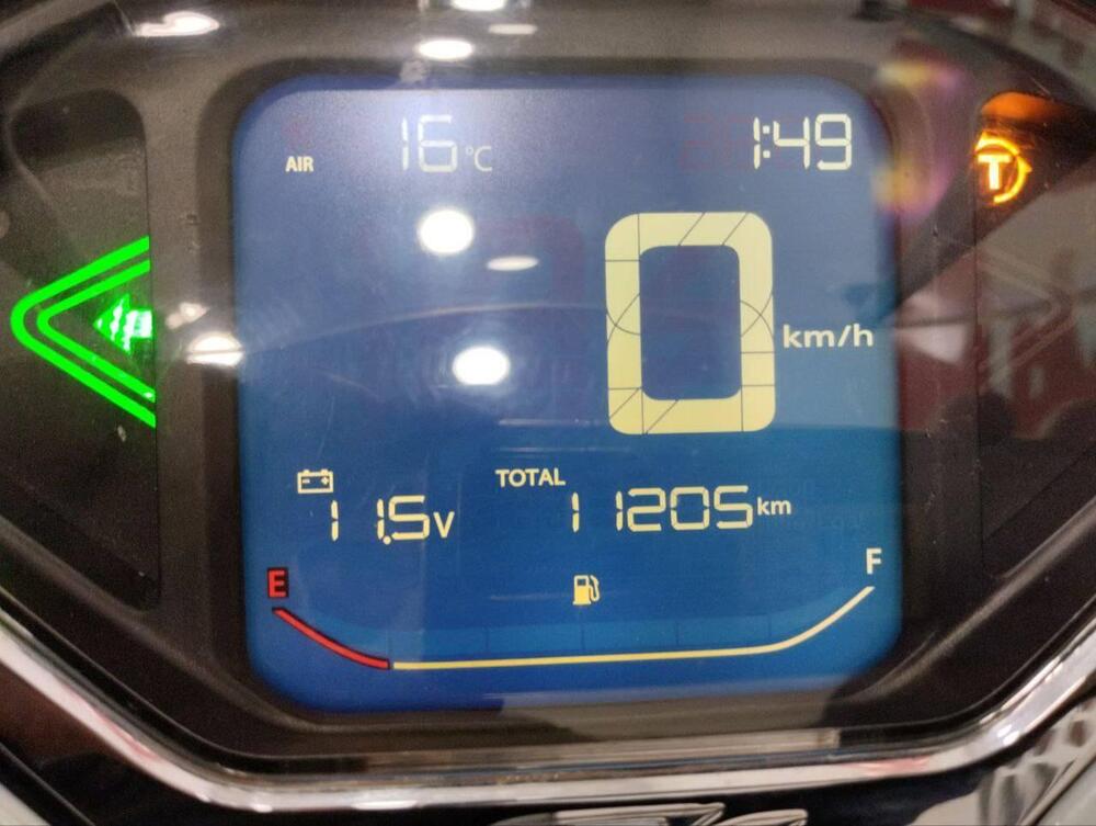 Honda SH 350 (2021 - 24) (8)