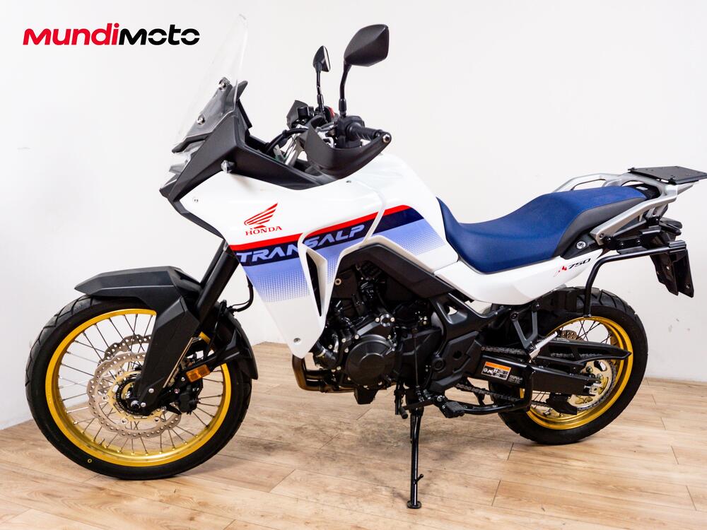 Honda Transalp XL750 (2025) (8)