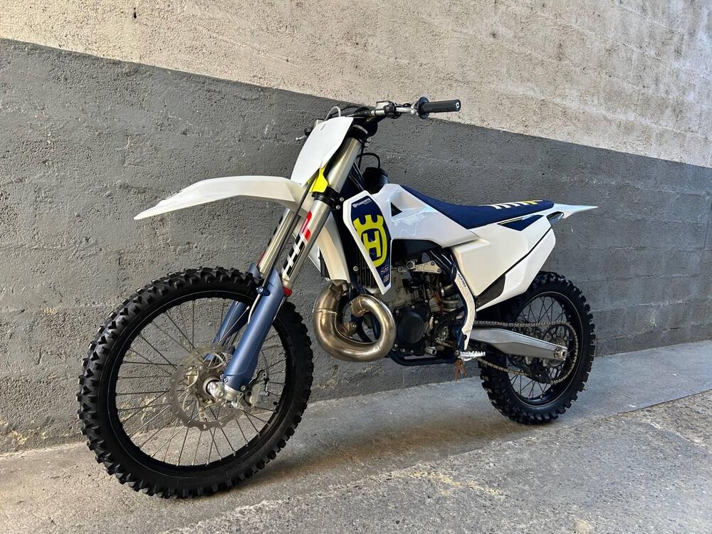 Husqvarna TC 250 (2022)