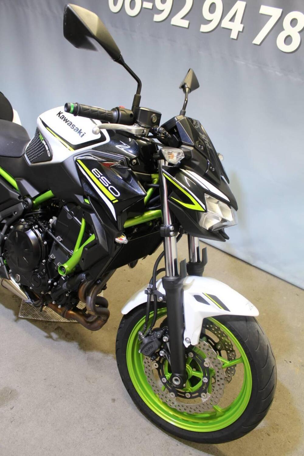 Kawasaki Z 650 (2021 - 24) (8)