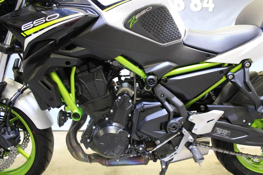 Kawasaki Z 650 (2021 - 24) (16)