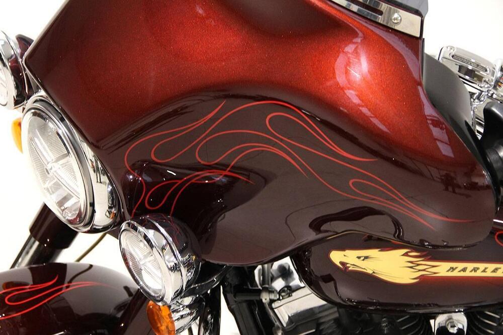 Harley-Davidson 1800 Street Glide (2010 - 11) - FLHXSE (14)