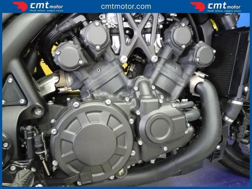 Yamaha VMAX 60th Anniversary (2008 - 16) (9)