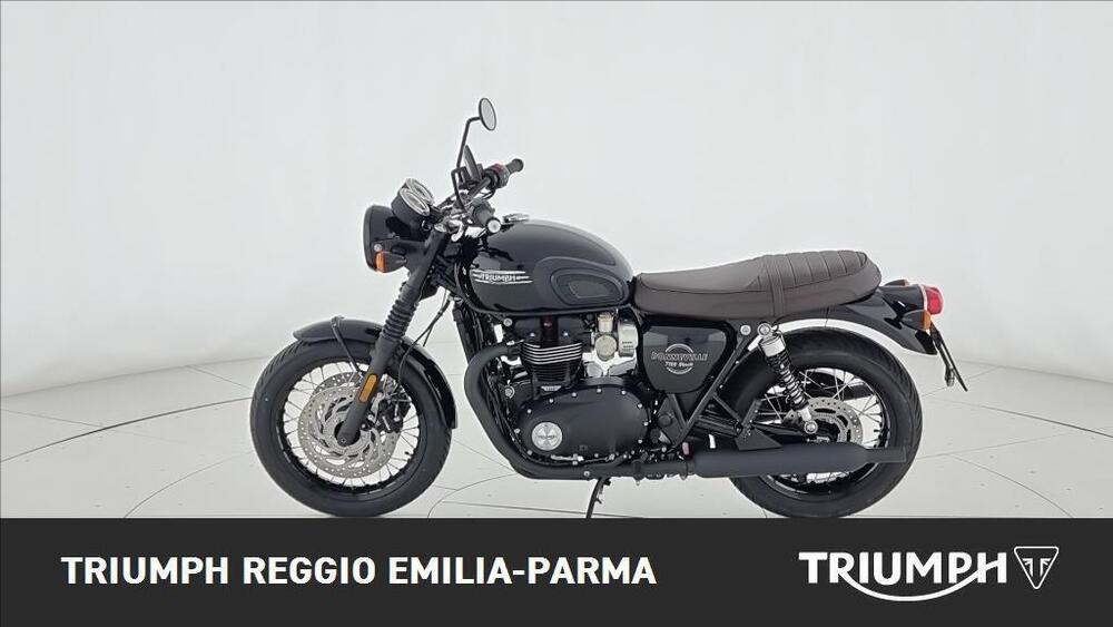 Triumph Bonneville T120 Black (2026) (4)